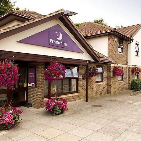 Premier Inn Dover East ภายนอก รูปภาพ