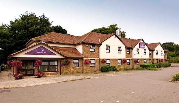 Premier Inn Dover East ภายนอก รูปภาพ